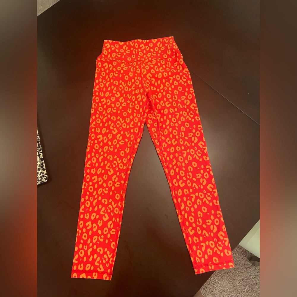 Muscle Nation Scrunch butt leggings size small